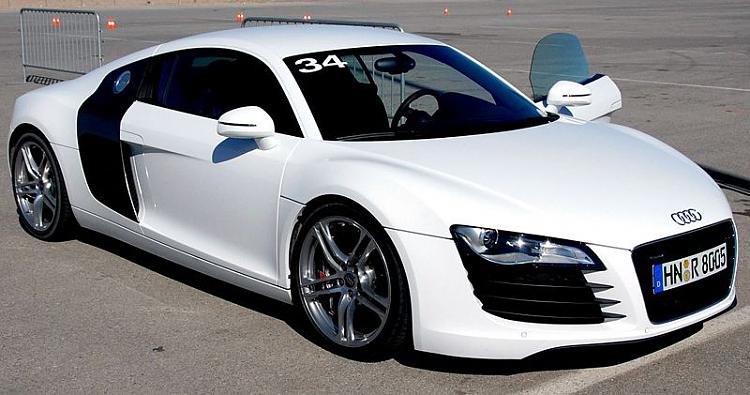 Dream Car-audi-r8-fast-furious-723561.jpg