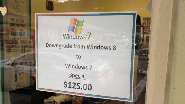 Windows 7 gains more market share than Windows 8 and 8.1-downgrade.jpg
